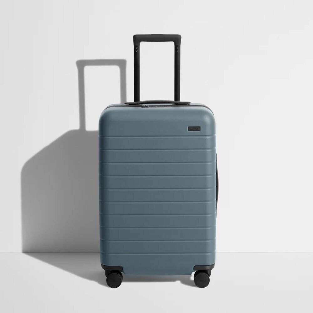AWAY - The Bigger Carry-On in Coast Blue